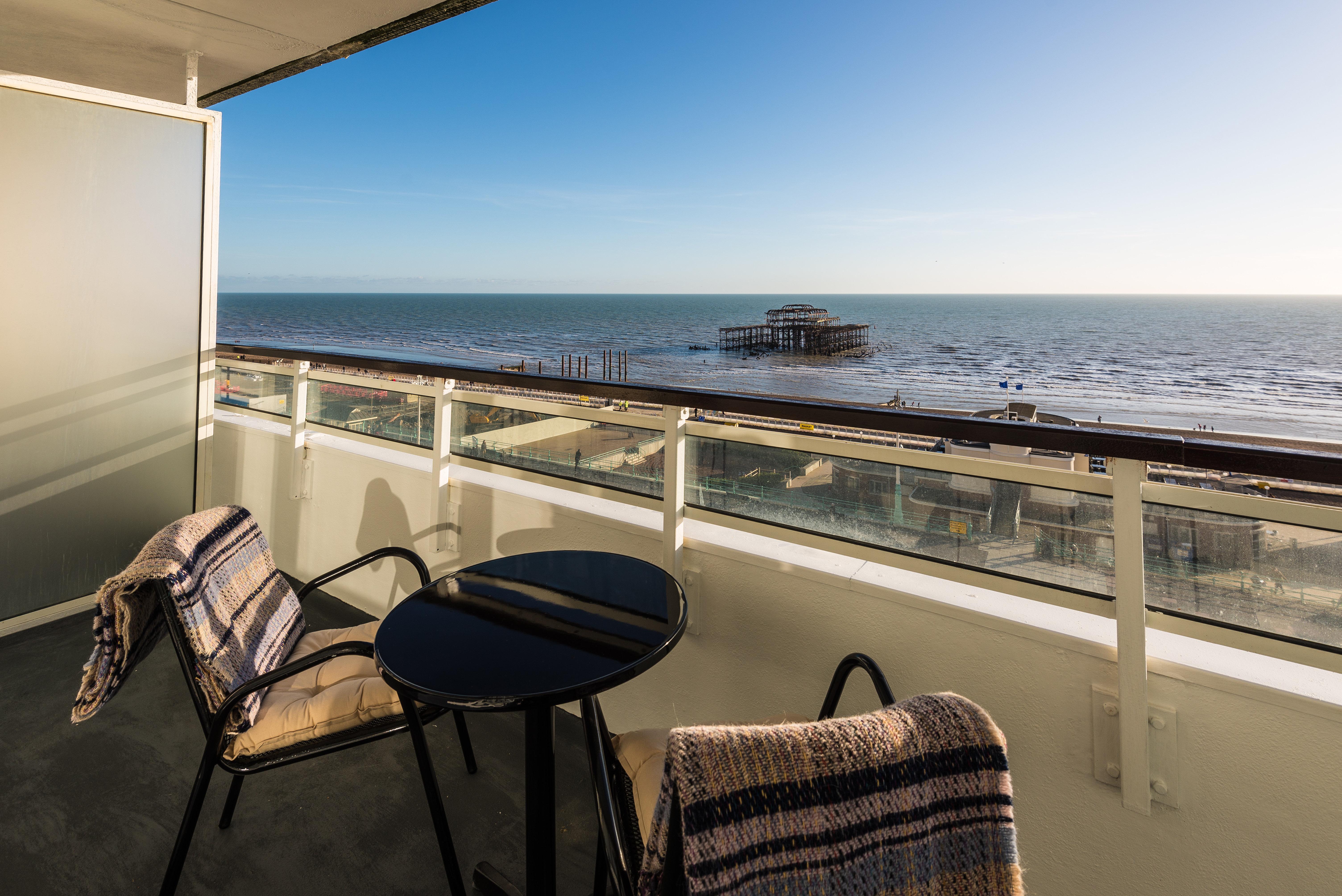 Holiday Inn Brighton Seafront By Ihg Exterior photo