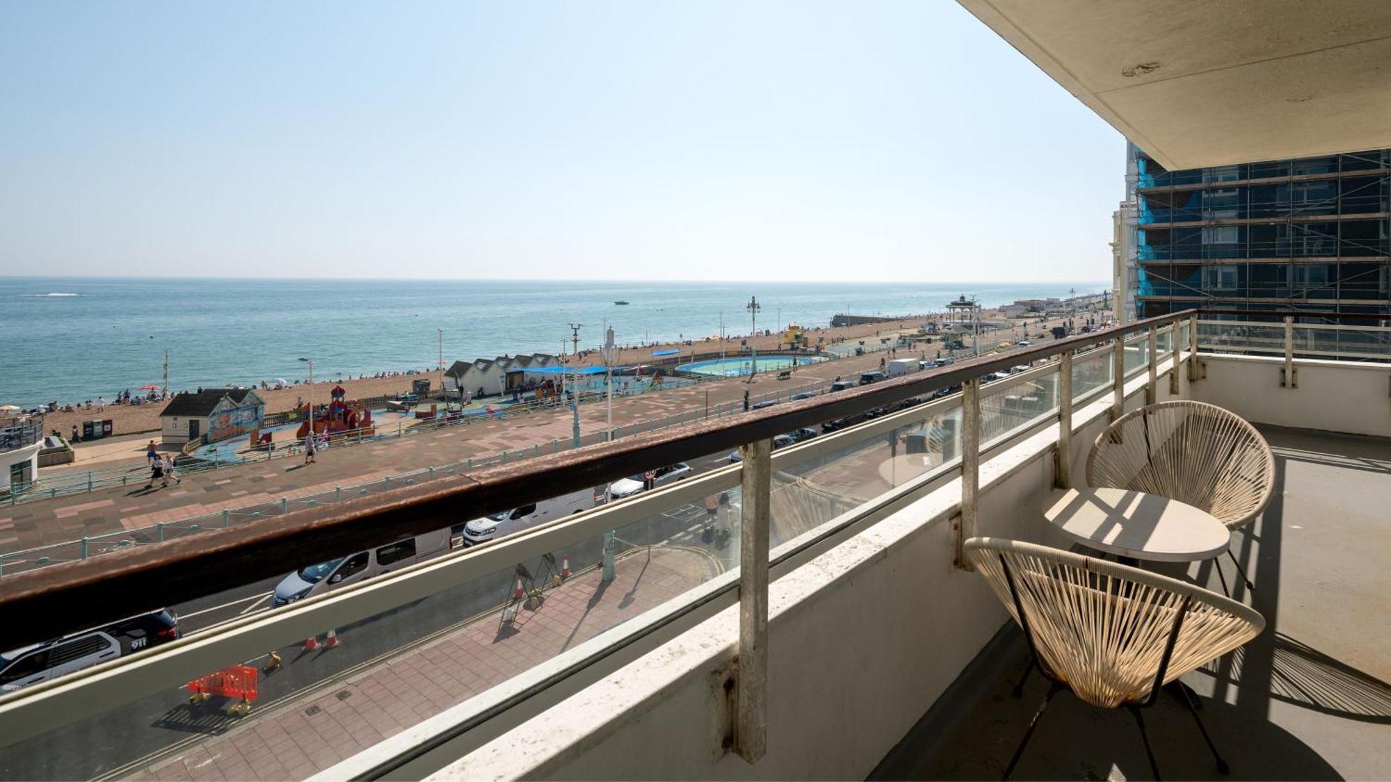 Holiday Inn Brighton Seafront By Ihg Exterior photo